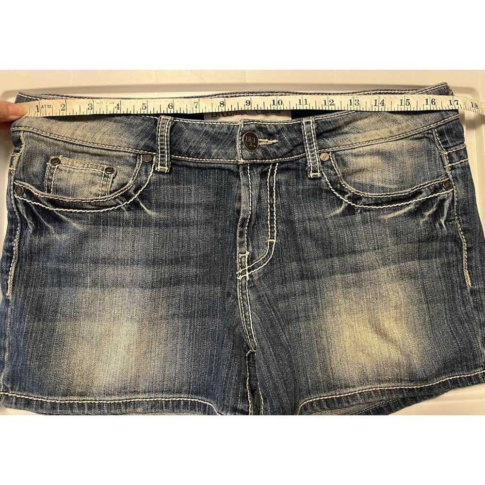 BKE Culture Denim Jean Shorts Blue 3.5” Inseam Women’s Size 29 See Measurements - Picture 8 of 10